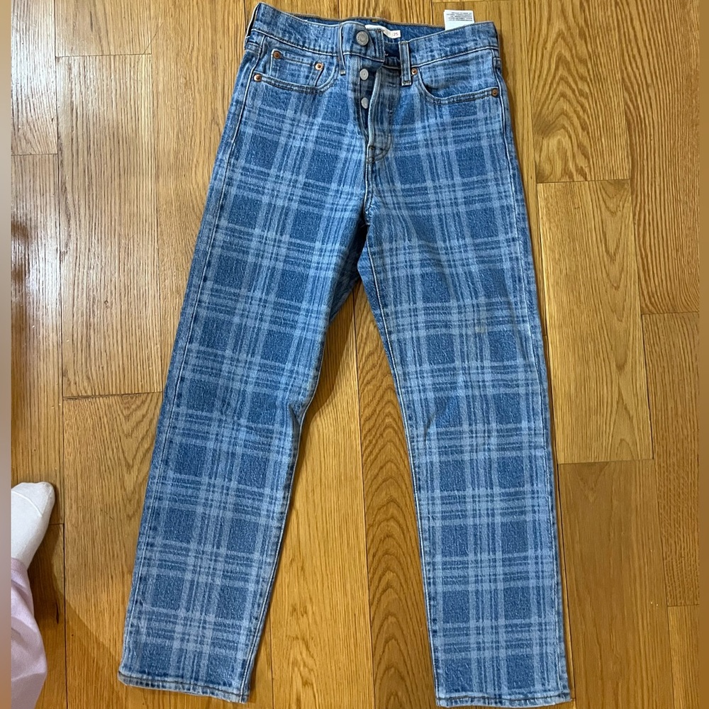 Levi Wedgie Straight Jeans